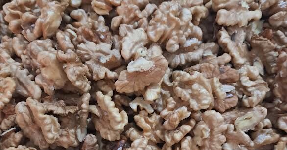 Walnuts in Nutrition: A Natural Snack with Many Benefits.